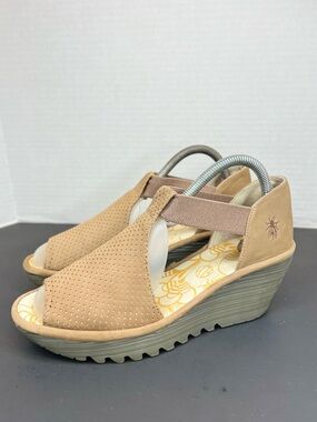 Fly London Yemo Womens Perforated Leather Open Toe Platform Wedge Sandals 40/9